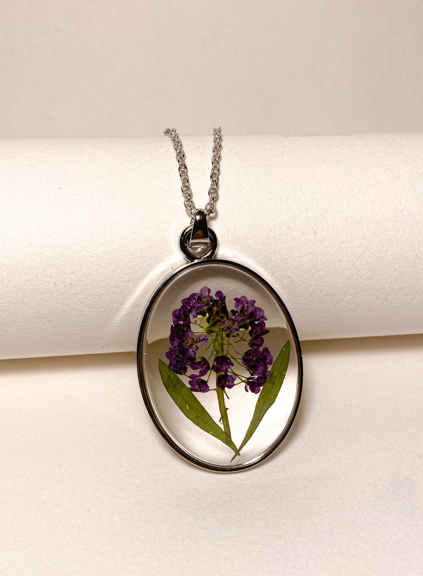 Pressed flower necklace - Purple Flower